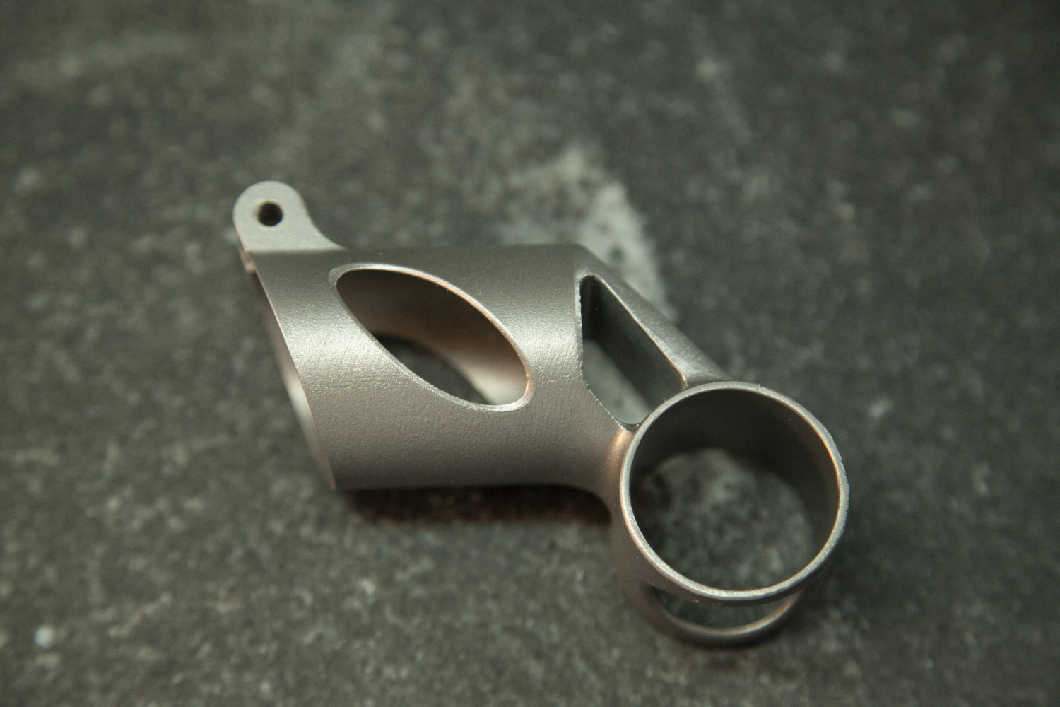 spencer wright 3D printed titanium seatmast topper-19.jpg