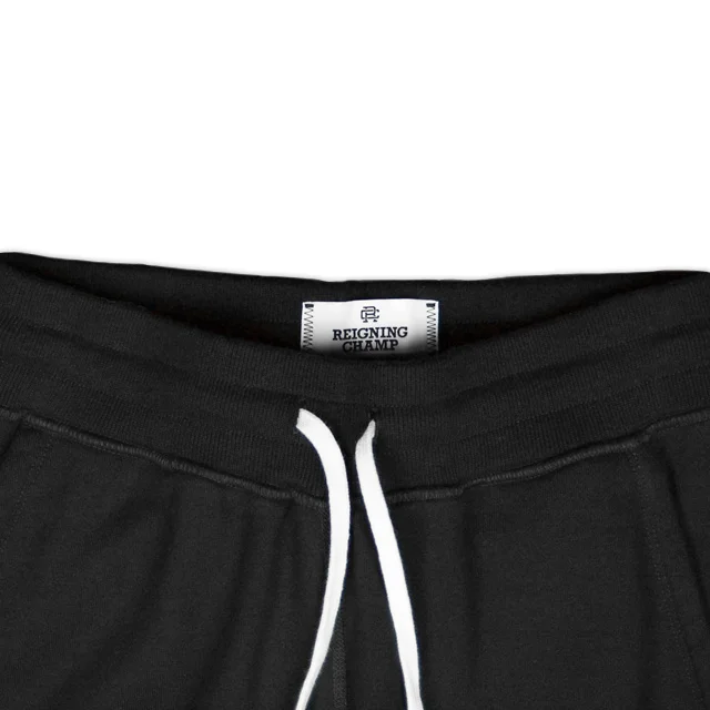 C-Sweat-Black-02.jpg