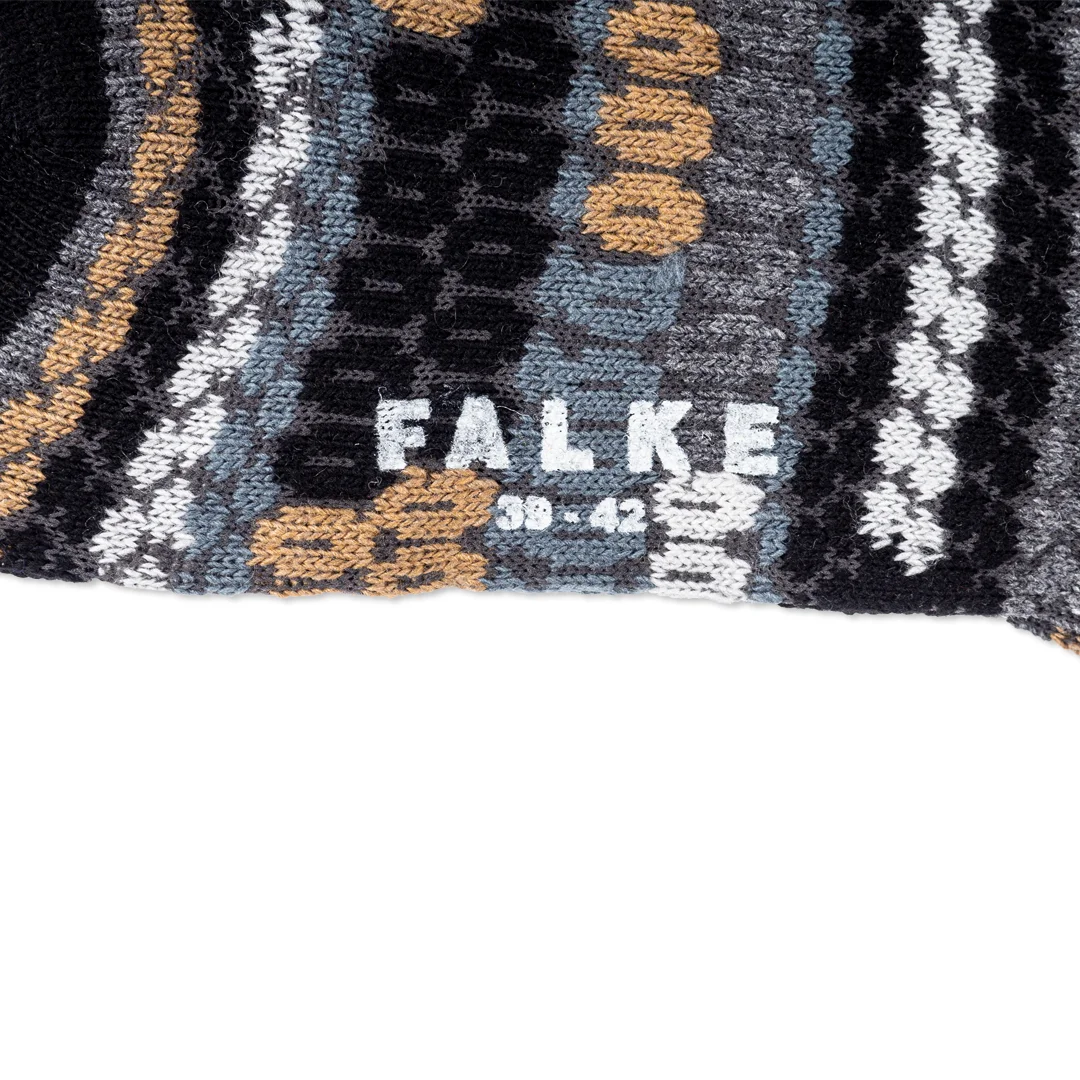 Chunky-Black-02.jpg