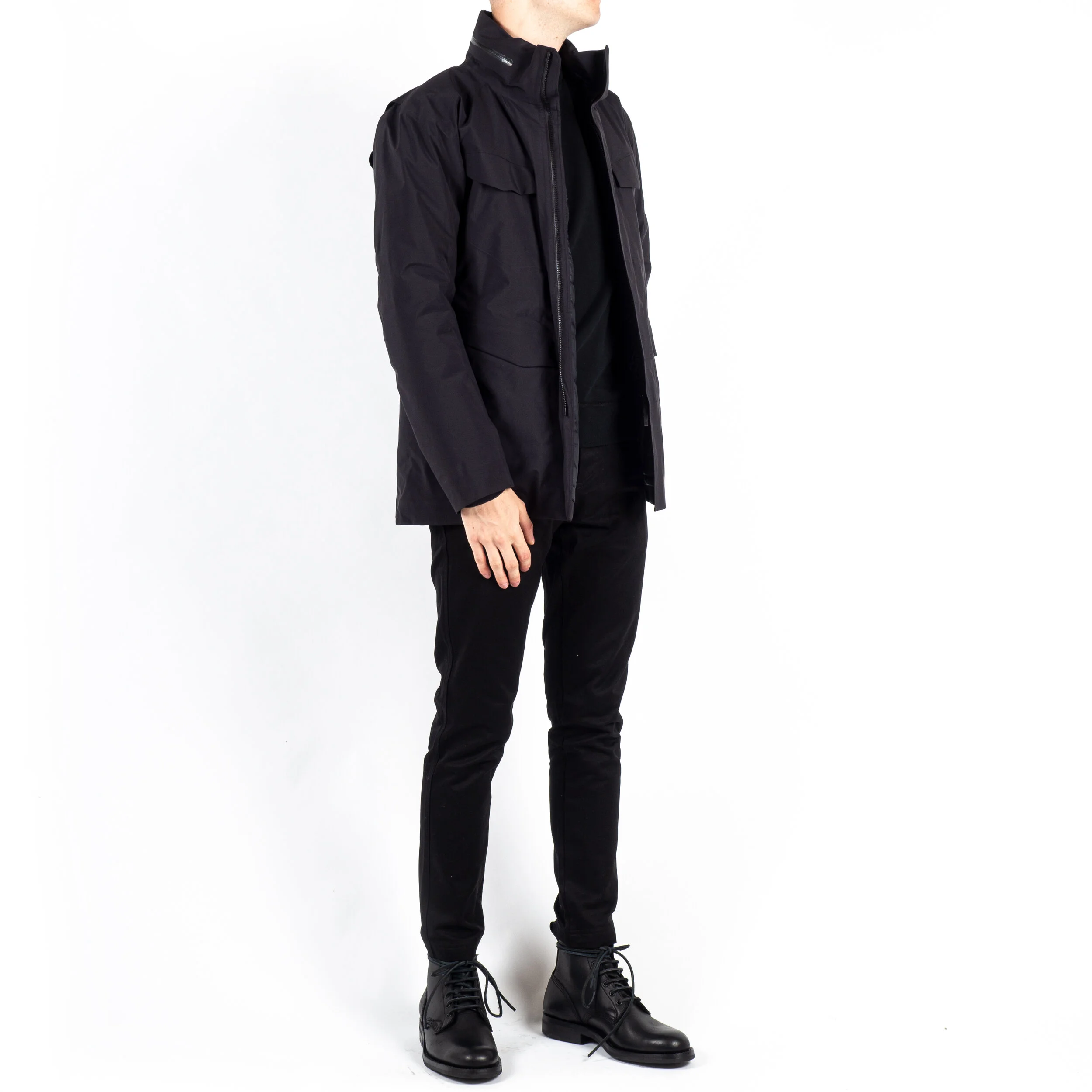 Field-IS-Black-OB-01.jpg