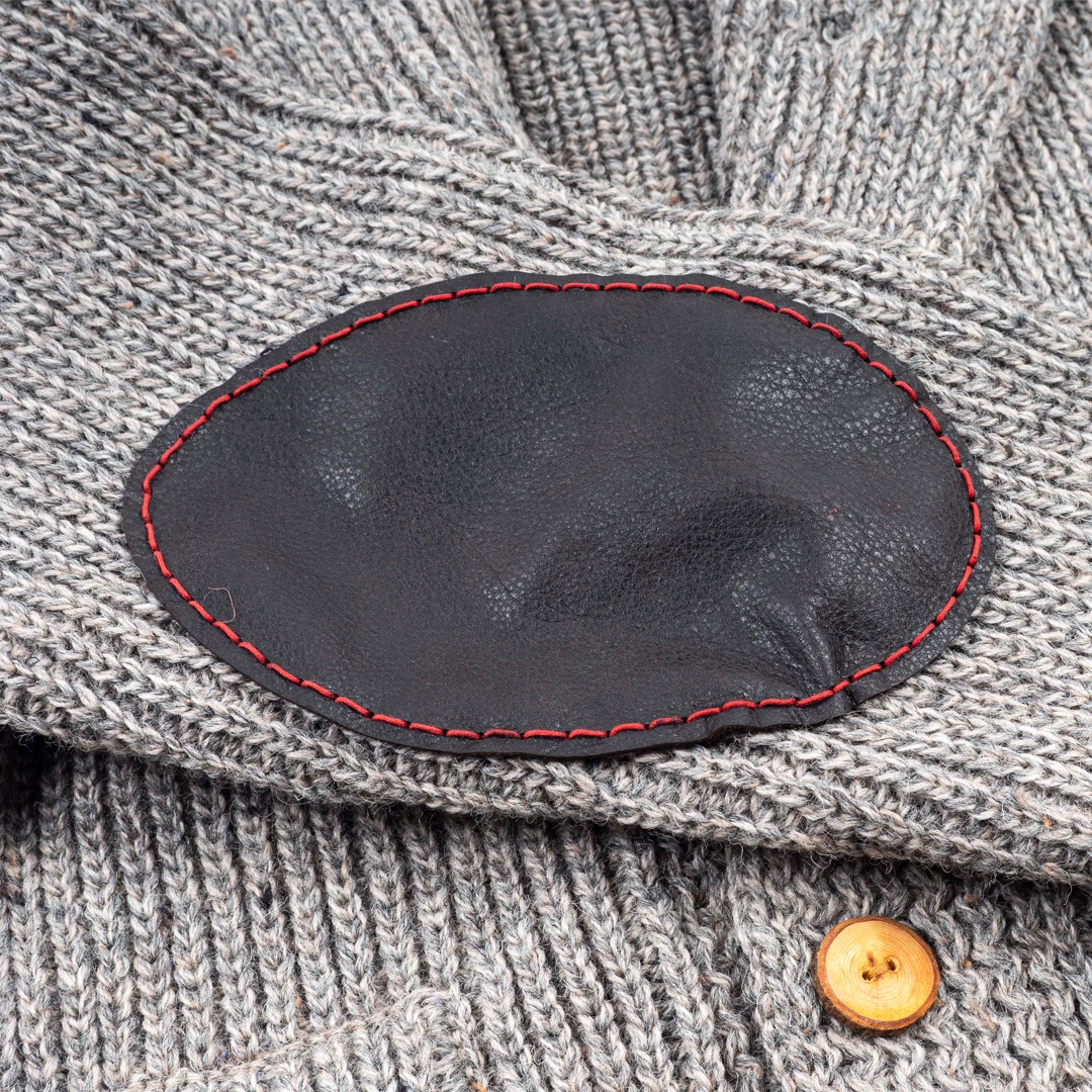 Cardigan-Grey-03.jpg
