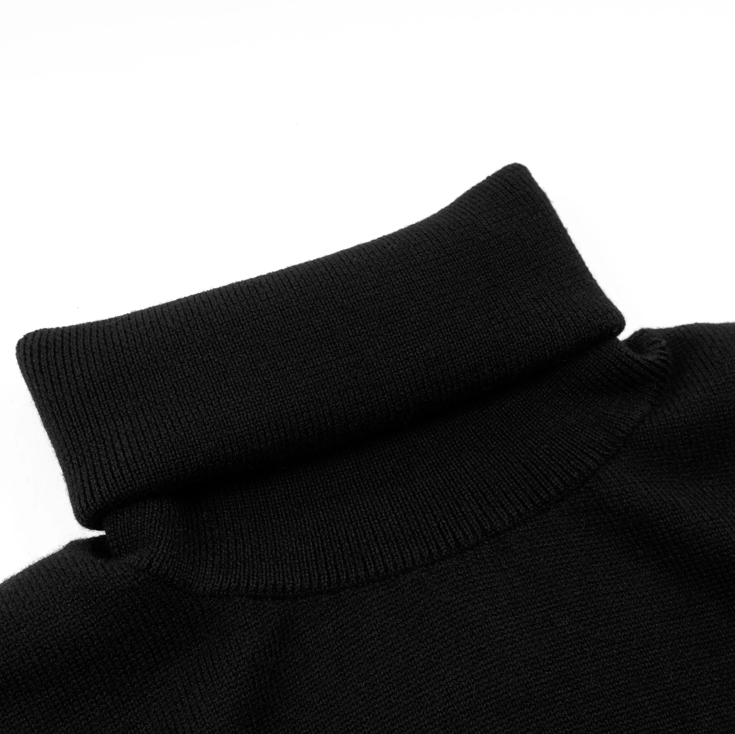 IN-SITU-Turtleneck-Black-02.jpg