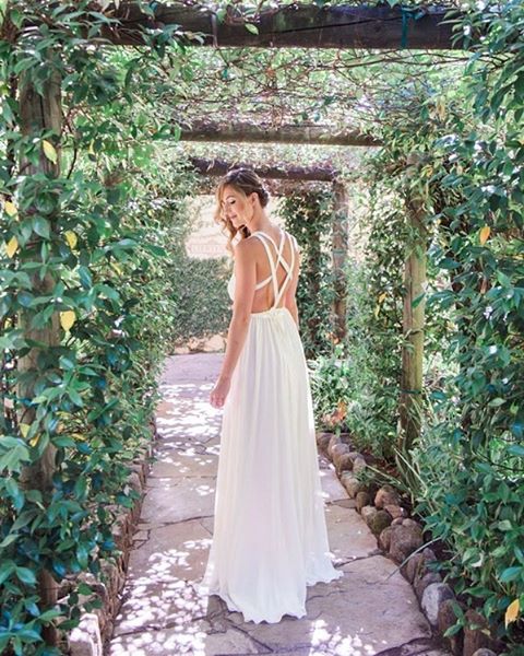 Babe alert. #elizabethdyebride Lauren in &quot;Dune.&quot;