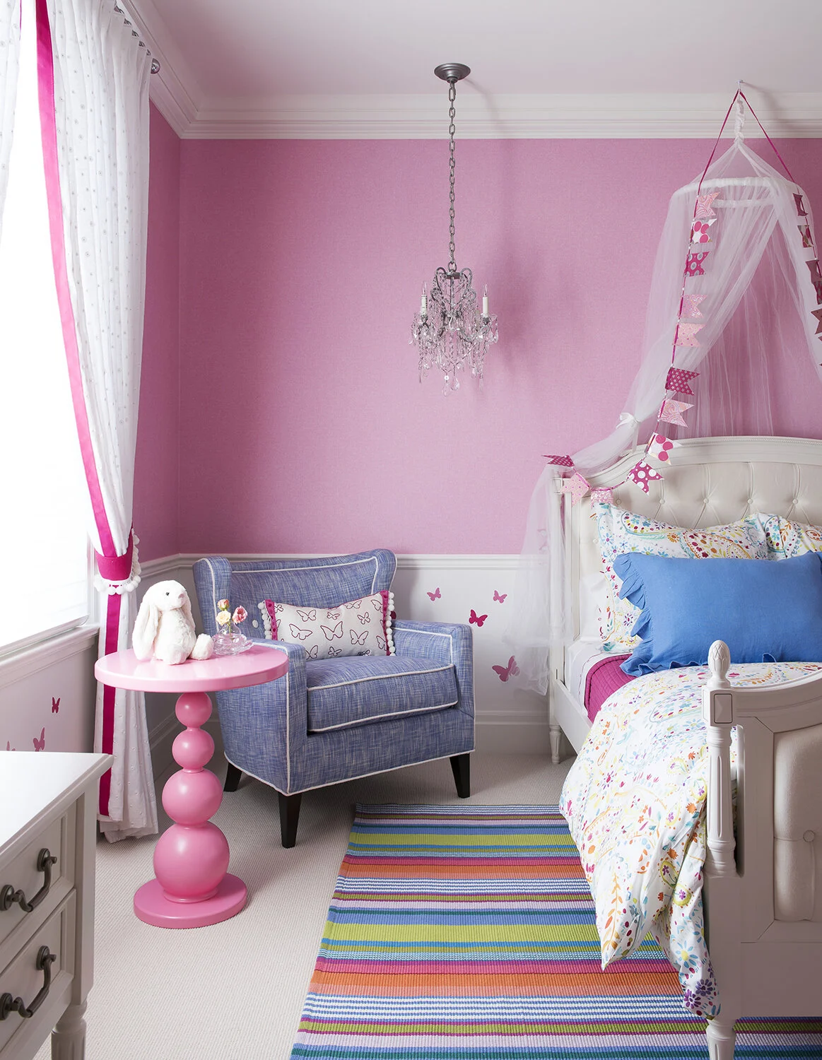 LSI_Forest Hill Home_Kids' Bedroom3.jpg