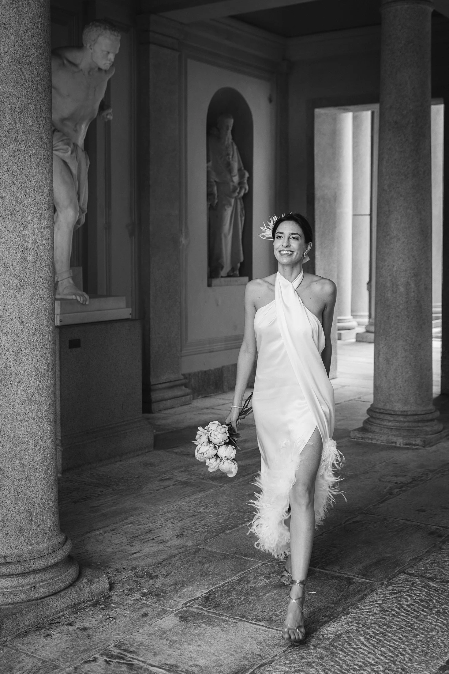 elegant happy bride walking outside comune di Lugano