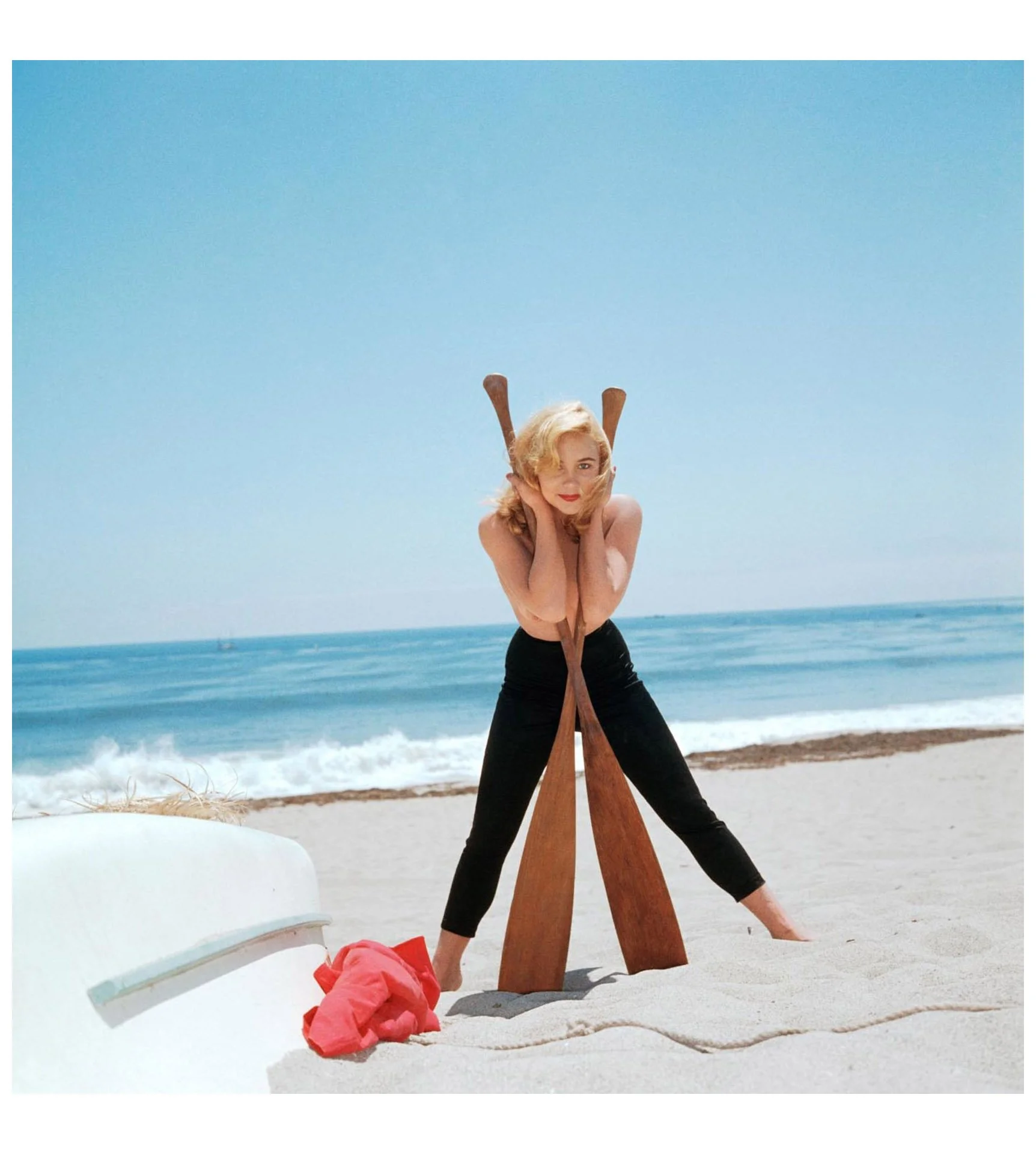 detail playboy joan-staley-487ed2737e8534faa0acdc45dc542a3d.jpg