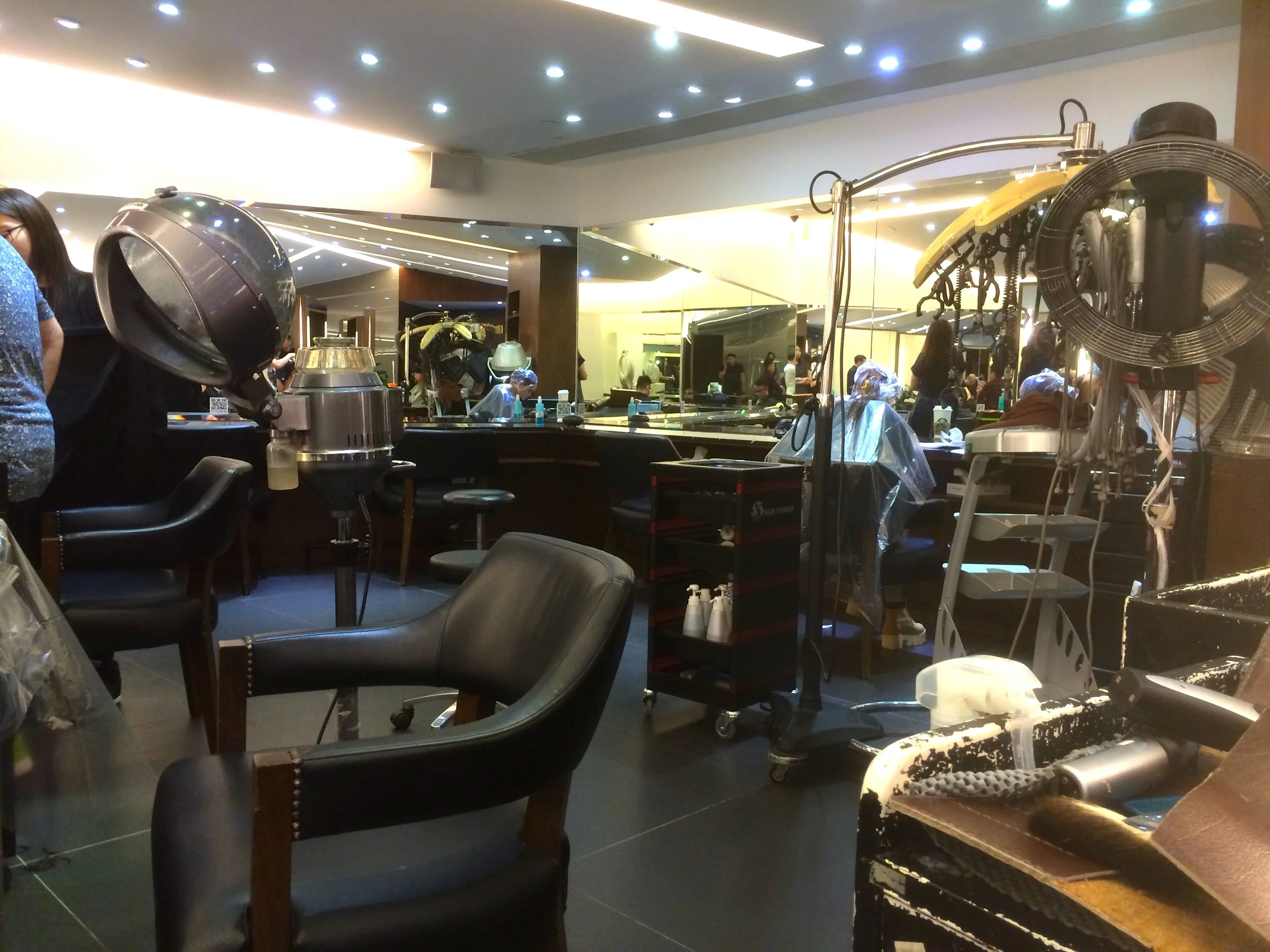 please notice those mysterious torture devices on the right side of the photo!