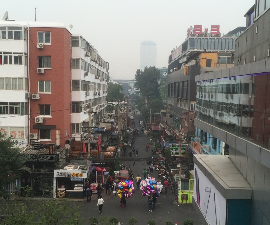  the view onto the alley behind Sanlitun 