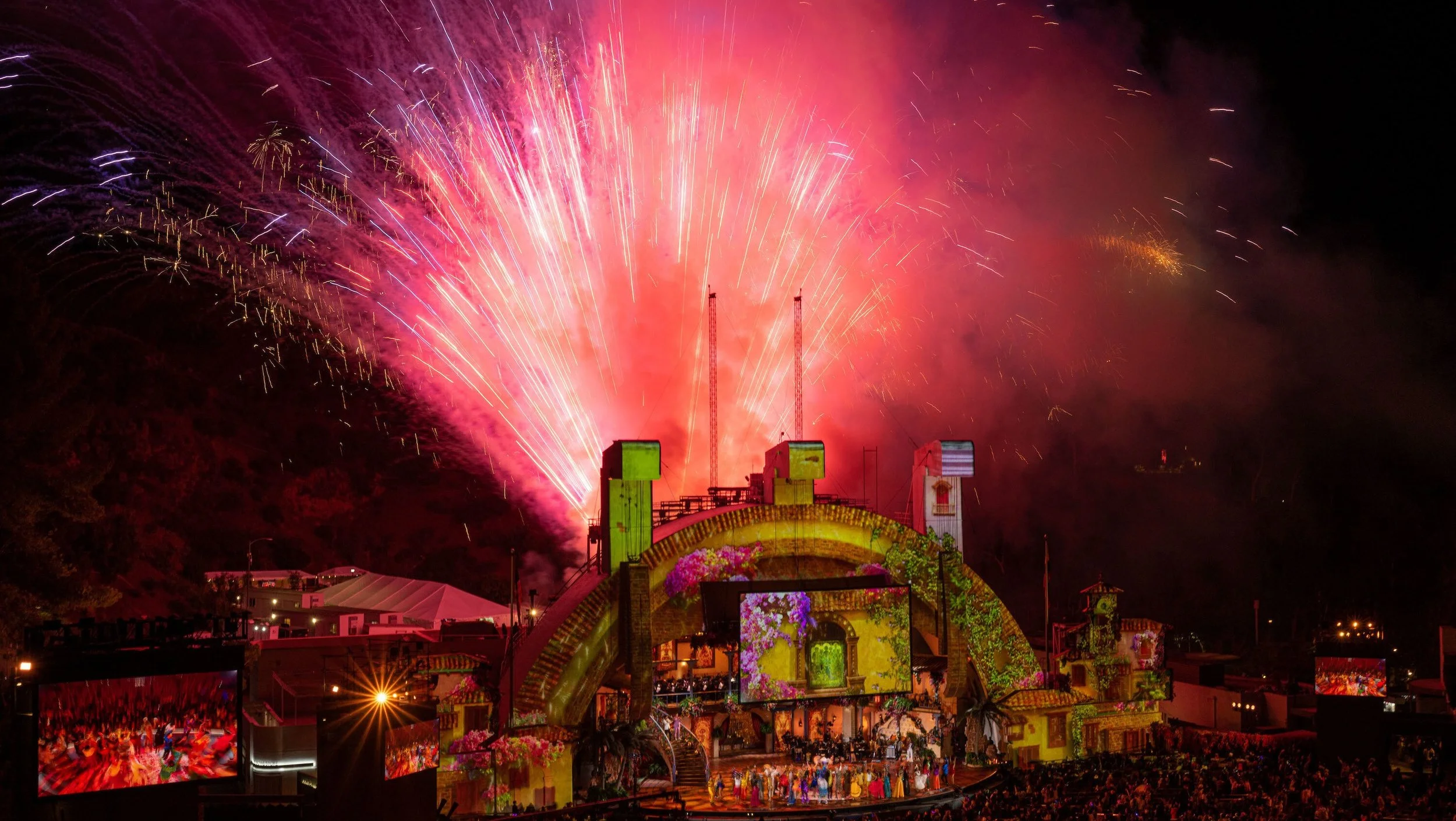 encantohollywoodbowl_1112_1665_720905ea.jpeg