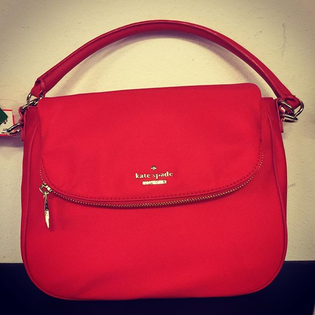 Kate Spade for Christmas. It's new and it's perfect! #rococo #rococoresale #katespade #christmaswishlist