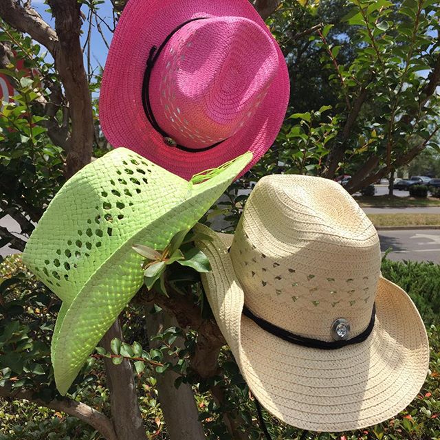 Island Cowgirl style, get 'em while they last! #rococo #rococoresale #cowgirlhat #cowgirlstyle #islandcowgirls