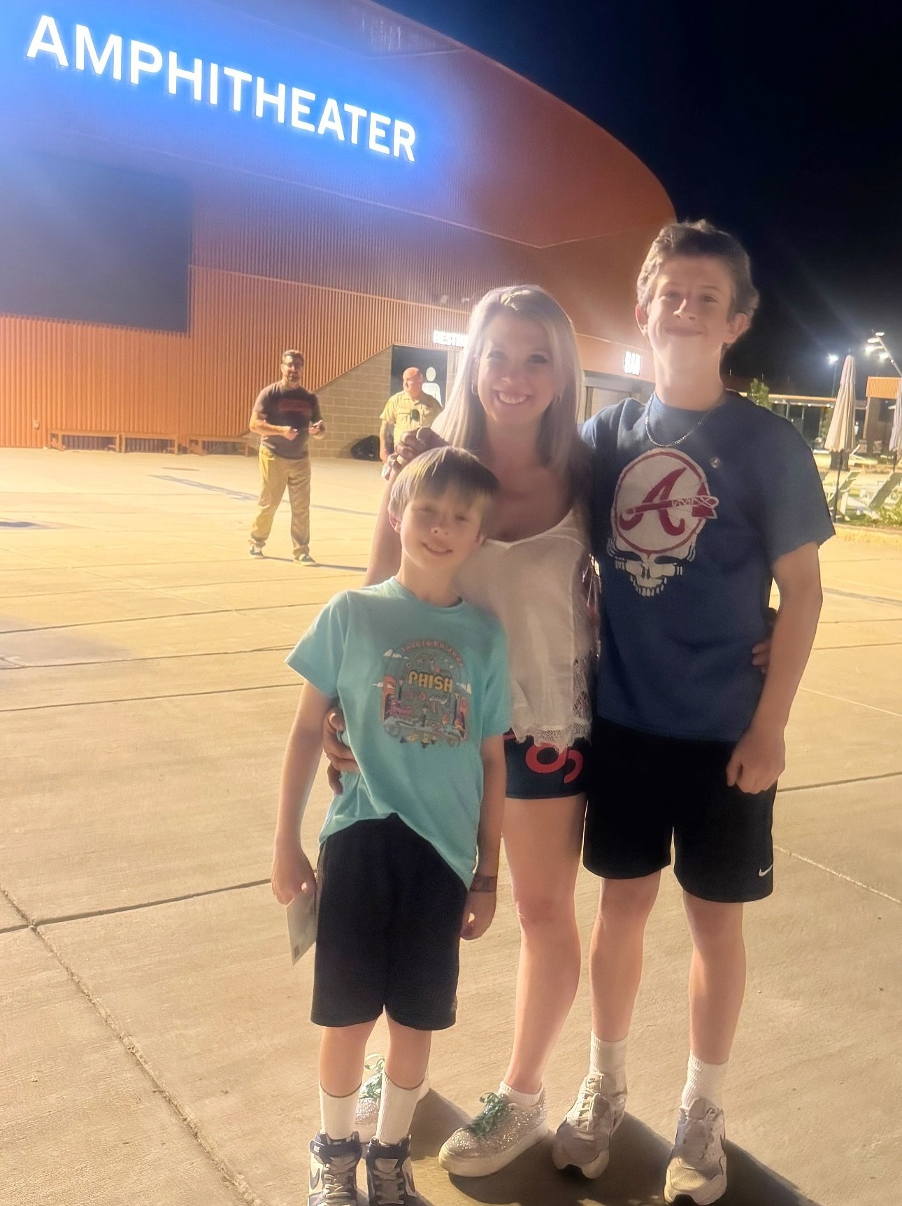 Building my own show crew❤️ 🎹 🎸🌵⭕️🥰 #3 for Jack, #2 for Ryan, #39 for me &ldquo;may the good lord shine a light on you, make every song you sing your favorite tune&hellip;&rdquo; thank you @phish