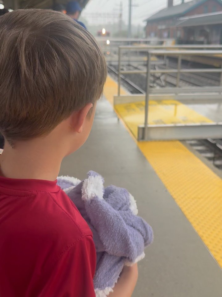 One of the best parts of New England: summer in the city is only a train ride away (&amp; the best friends who let us camp there💛)

braves v mets 

Citi field- MLB stadium #7 for @jack_orton11 

astoria blvd

phish @ msg 🎹🎸🌵⭕️

GUYUTE!🐷🎉

phish