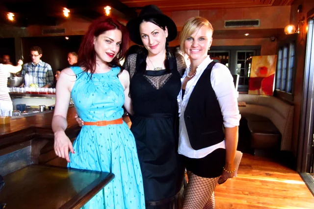  L to R: Diana Gettinger, Naomi Schimek, Tricia Alley 