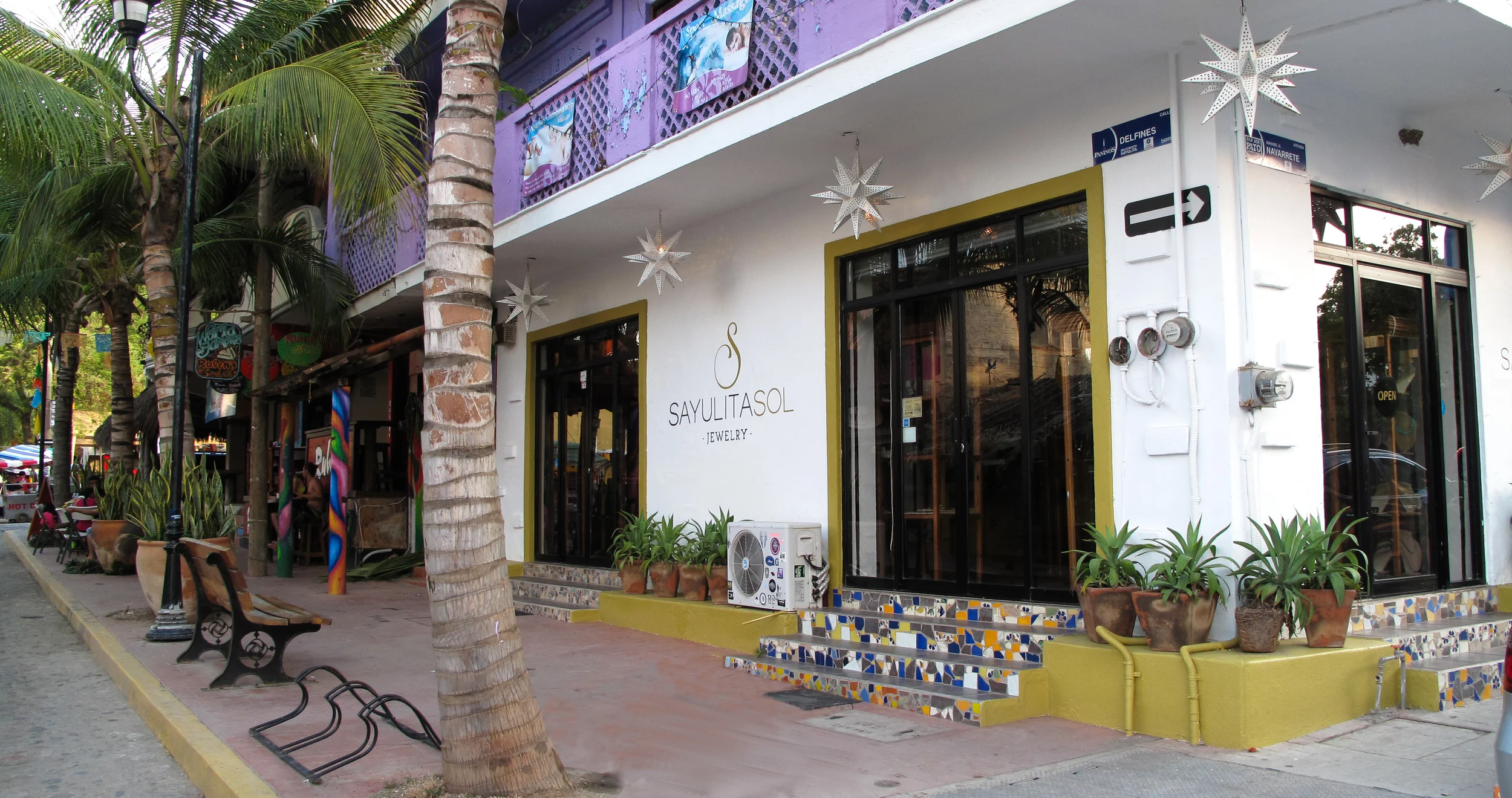 Sayulita Sol Jewelry store located in the heart of Sayulita