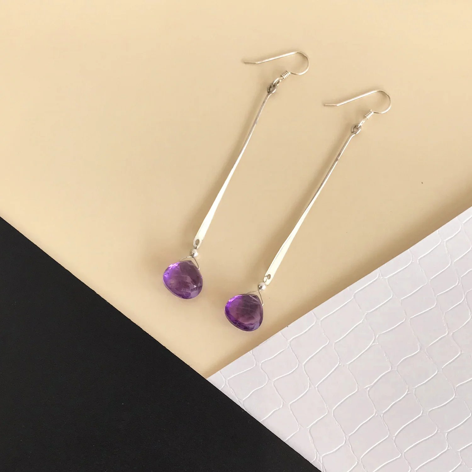 pilar-amethyst-silver-earrings.jpg