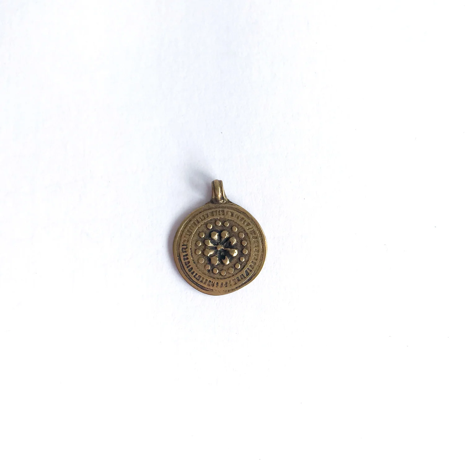 coin-medallion-bronze-flower2.jpg