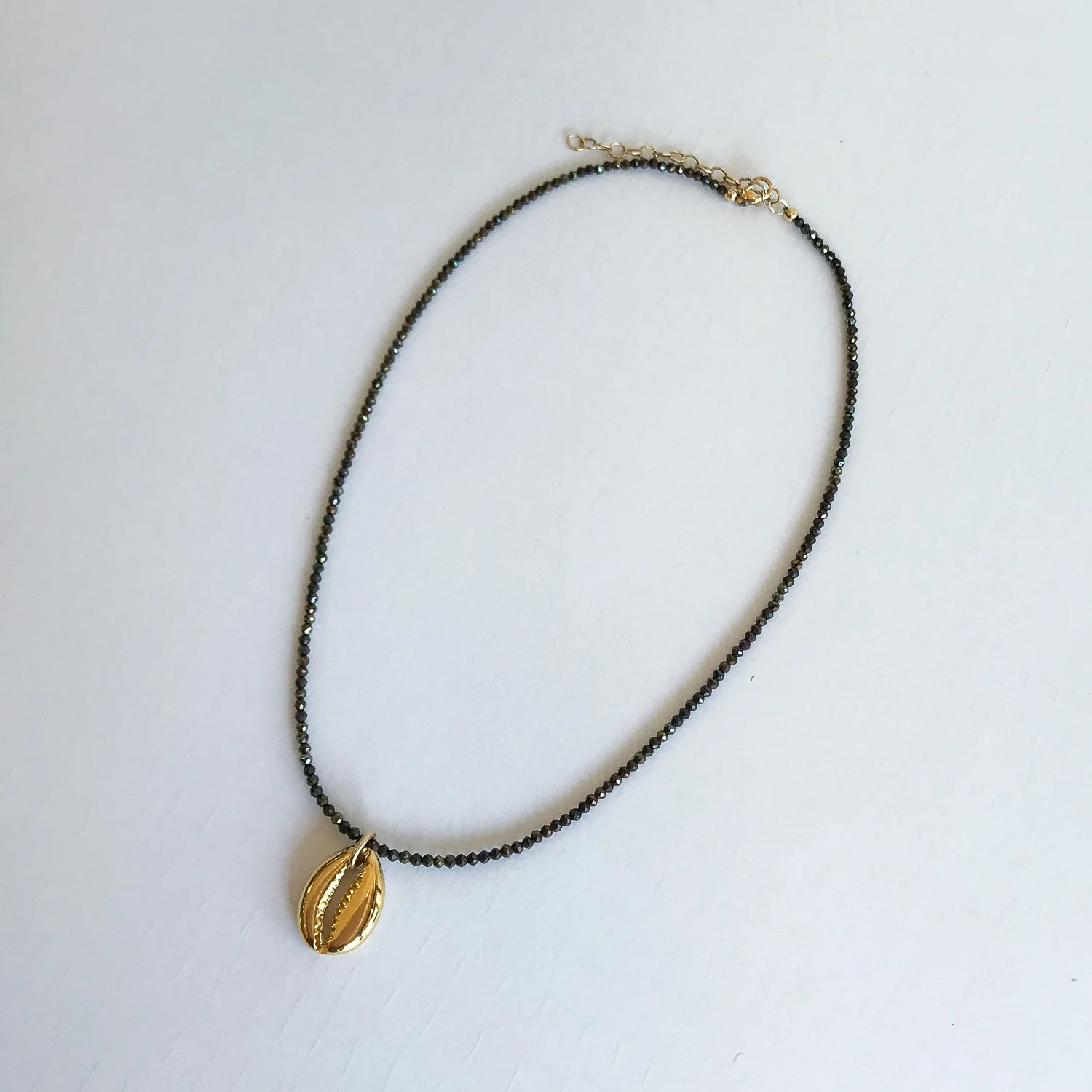 simple-bronze-pyrite-necklace-shell-medallion-gold1.jpg