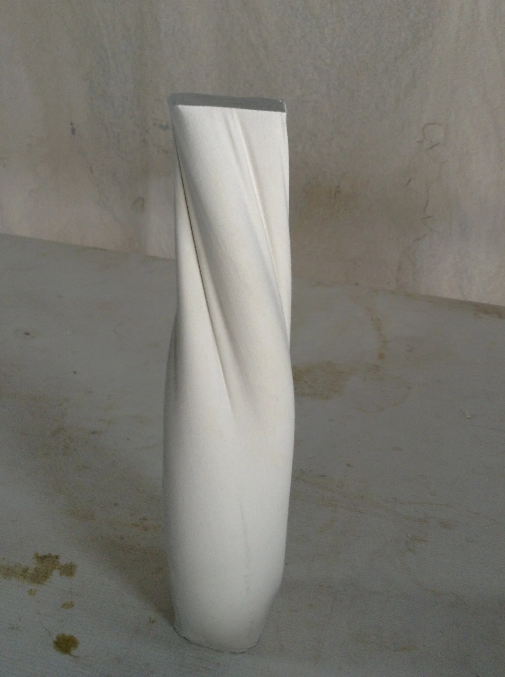 This fabric formed column concept could be applied in larger scale structural concrete applications.