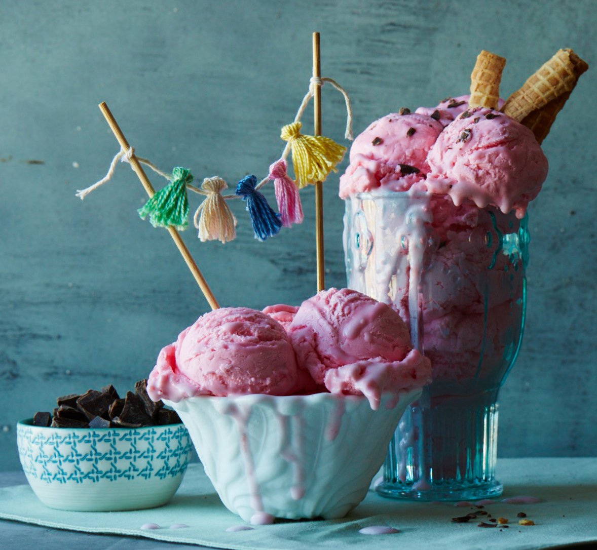 Food Styling * Prop Style * Ice Cream Sundae Party * Stylist: Josephine Castellano JosCast.com Photographer: Robert Petrie Dasroc