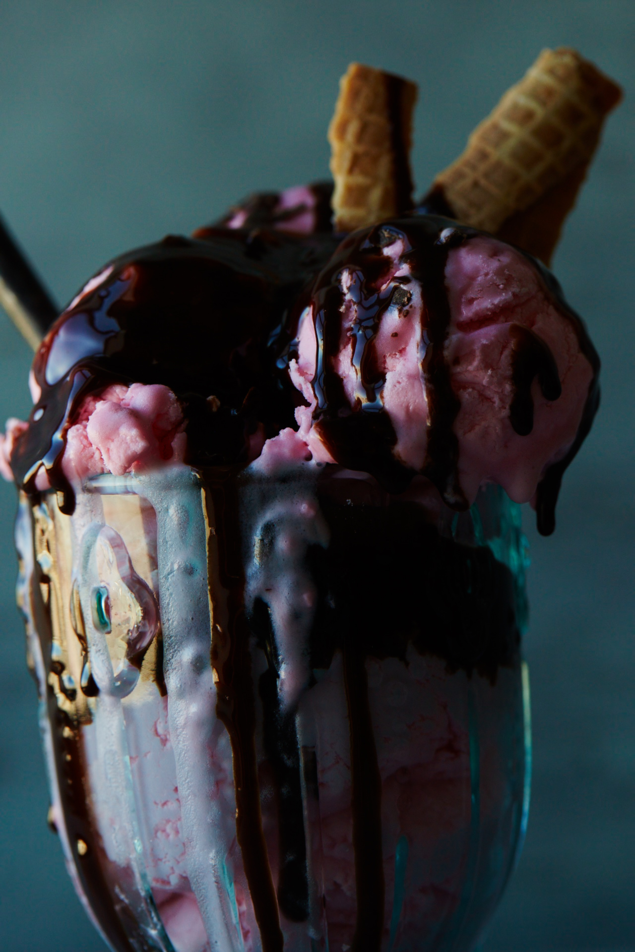 Food Styling * Prop Style * Strawberry Ice Cream Sundae * Chocolate Fudge * Stylist: Josephine Castellano JosCast.com Photographer: Robert Petrie Dasroc