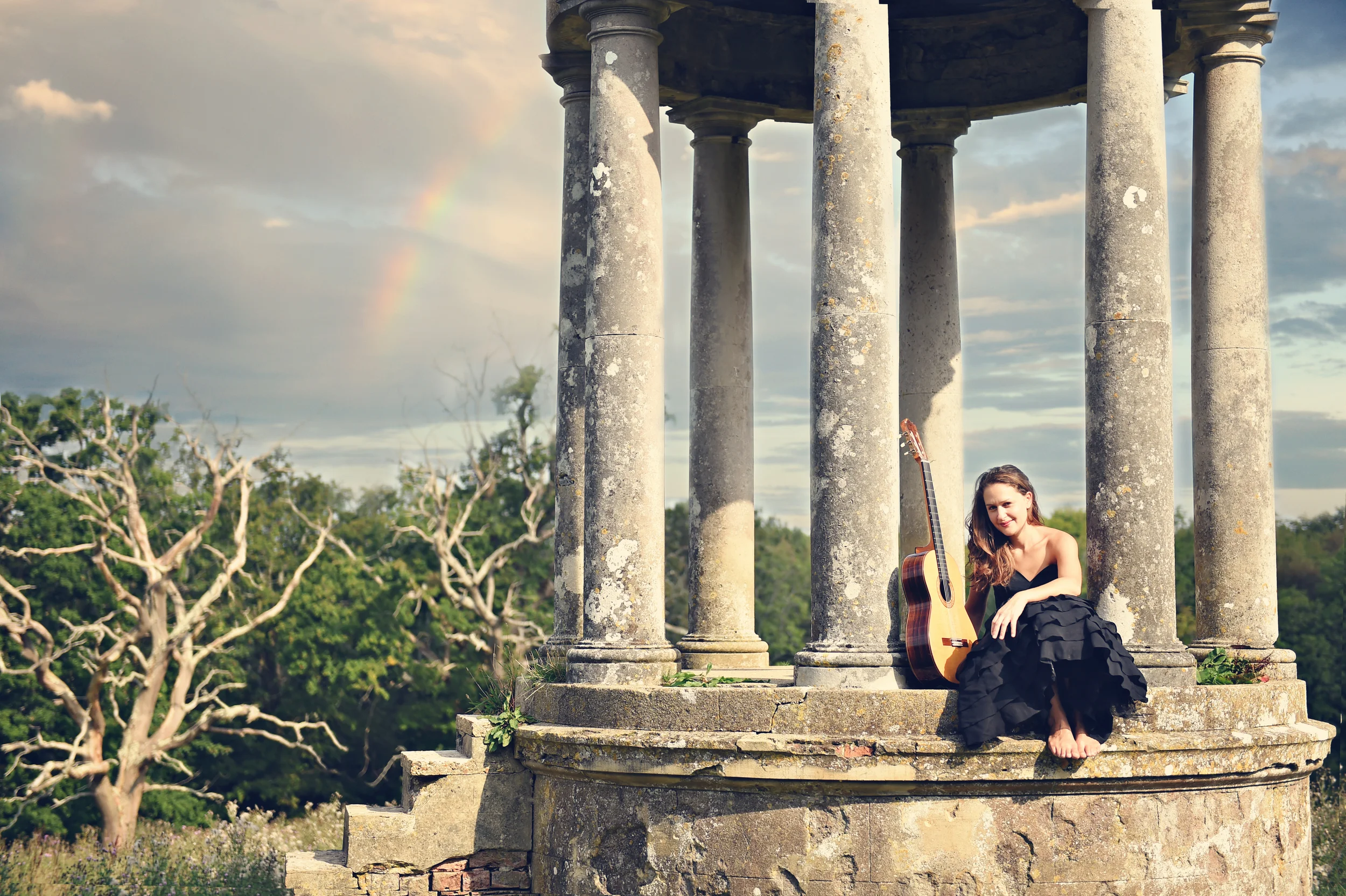 Amanda Cook - Classical Guitarist