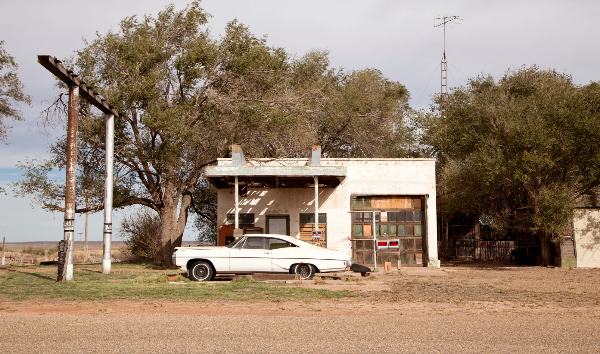 00_abandoned-station.jpg