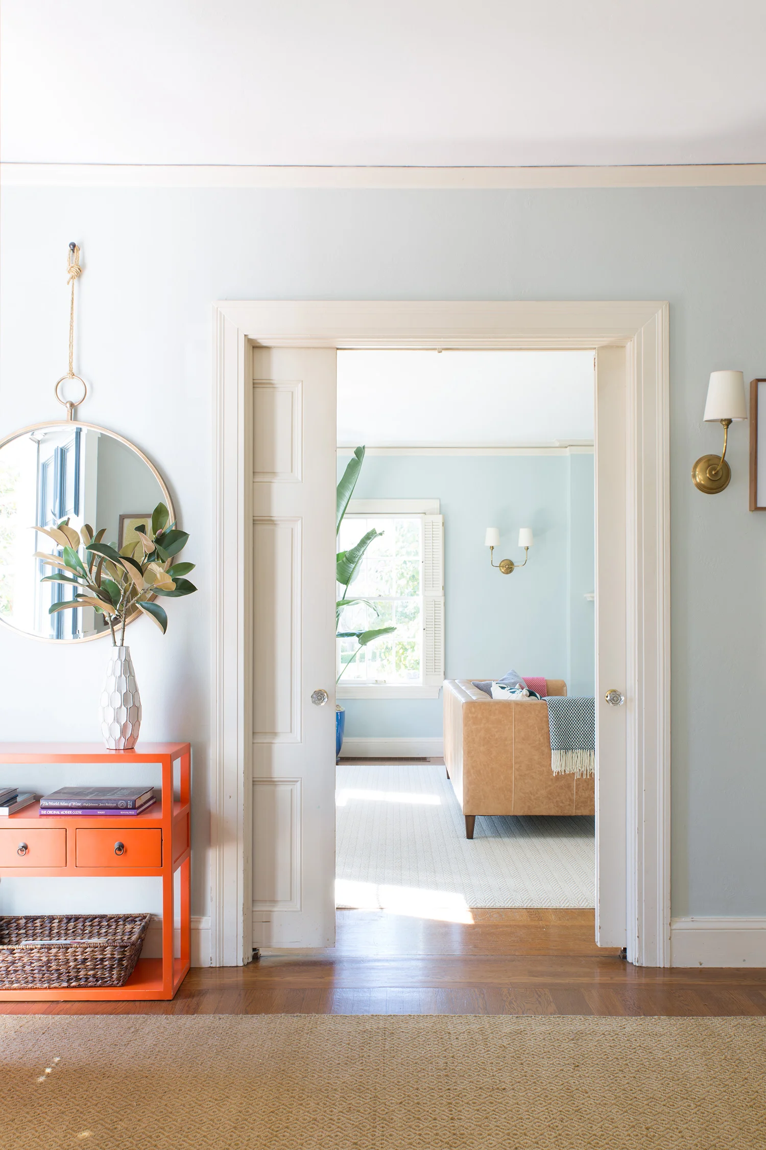 Alameda Gold Coast Family Home / photo by Suzanna Scott