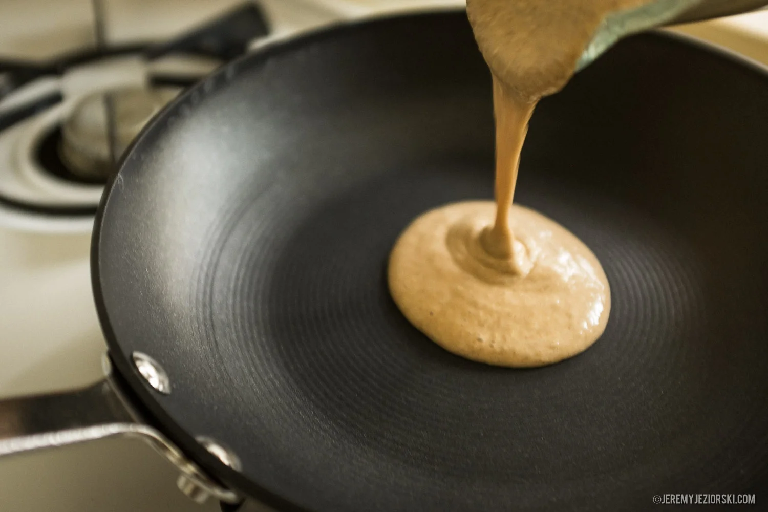Healthy-Banana-Pancakes-Recipe-Emily-Jeremy-Jeziorski-06.jpg