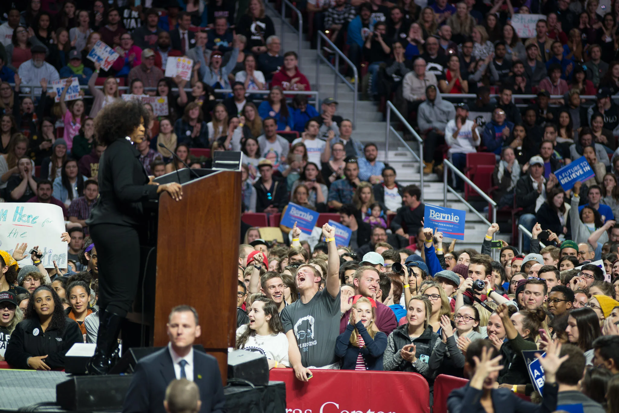 Bernie-Sanders-Philadelphia-Jeremy-Jeziorski-2016-04-06-web-15.jpg