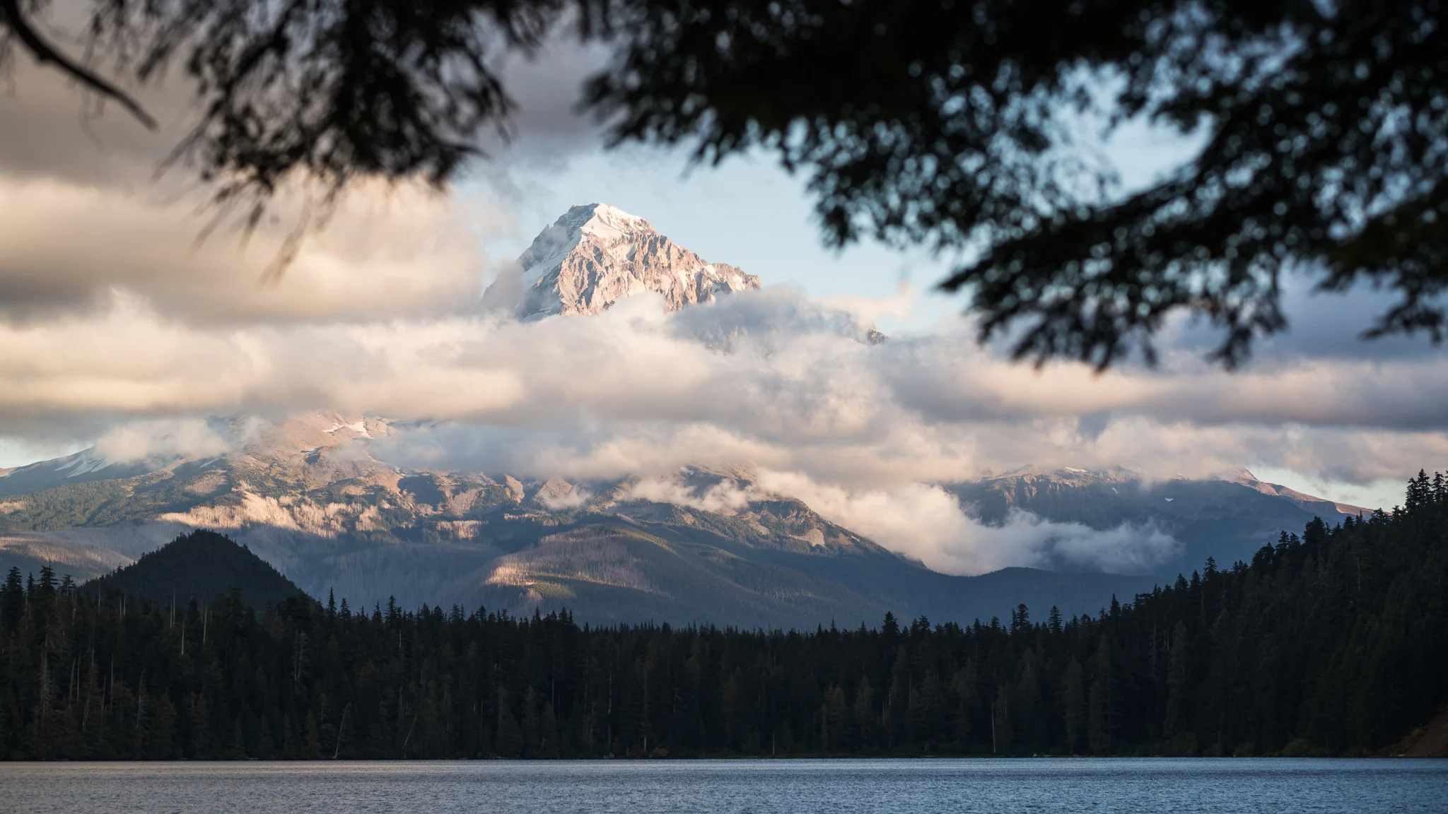 2016-09-22-autumn-mt-hood-lost-lake-jjeziorski-web-1.jpg