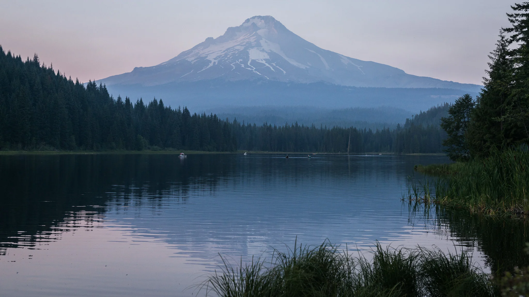 2017-08-28-liz-dan-trillium-lake-web-001.jpg