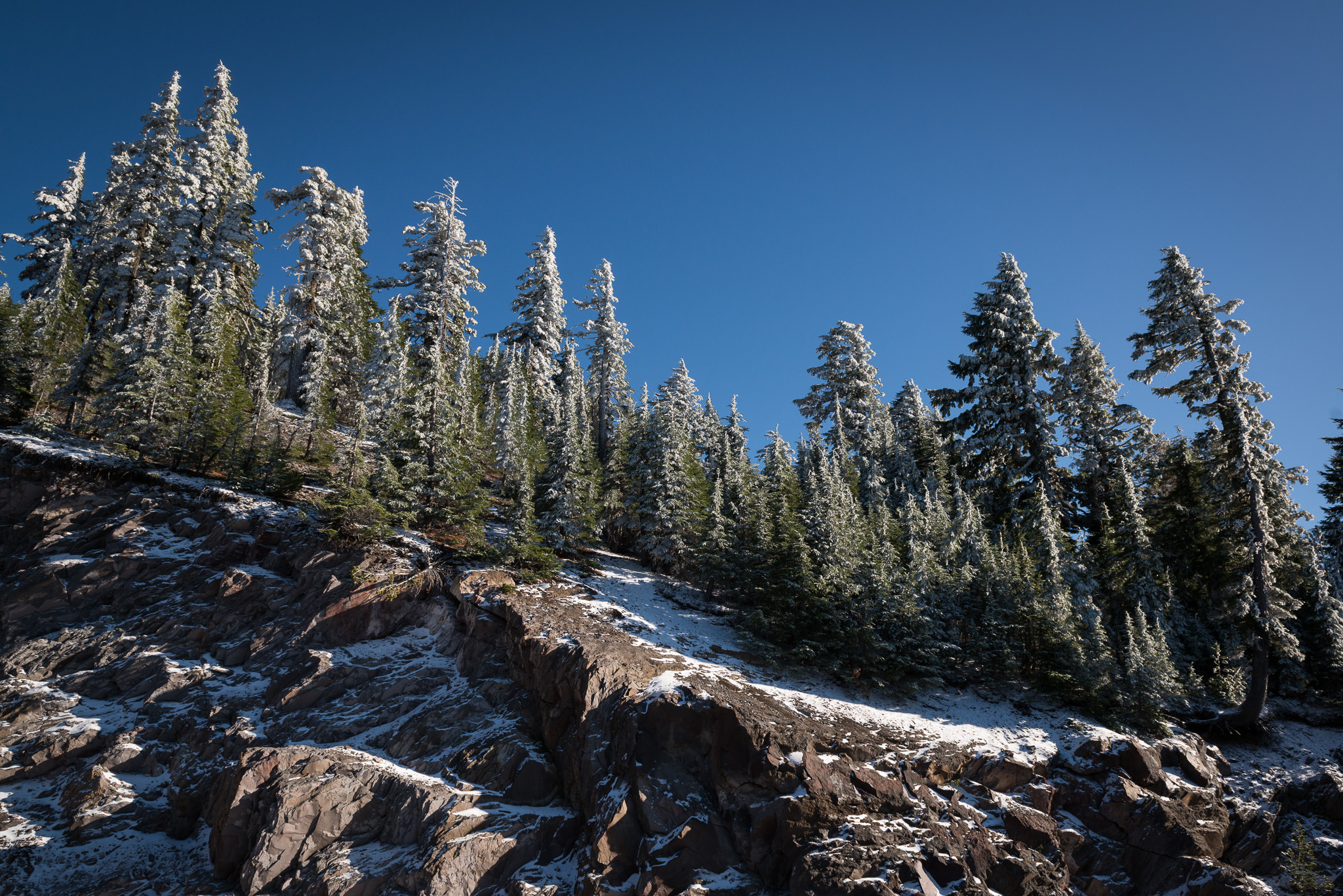 2017-10-08-jjeziorski-crater-lake-web-005.jpg