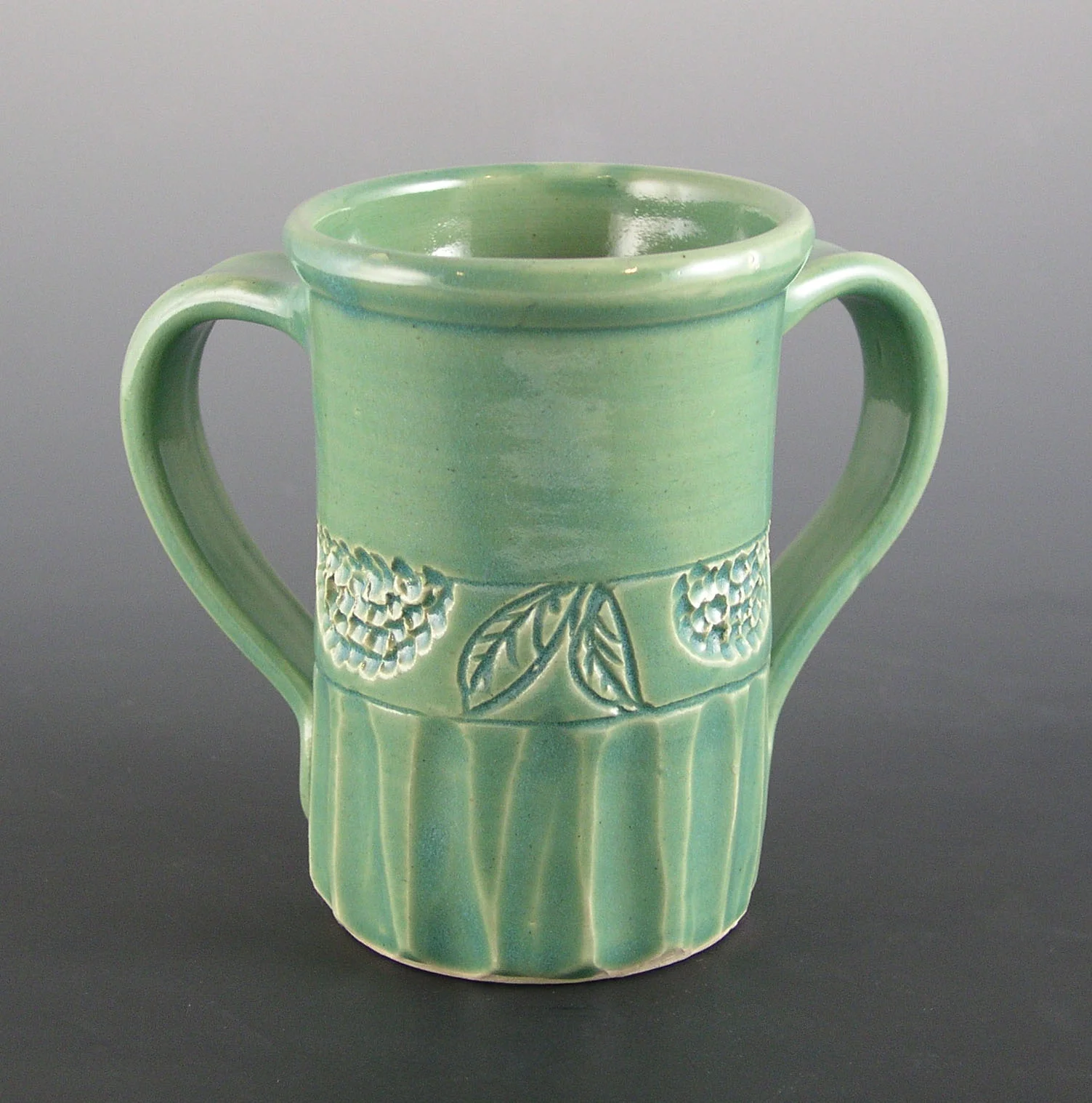 washcupceladon.jpg