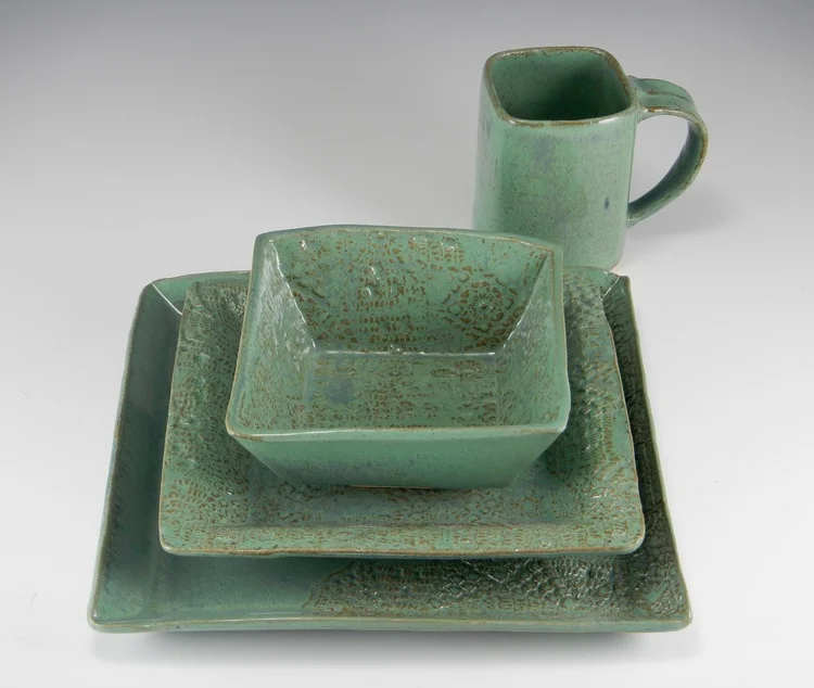 dinnerwares 2.jpg