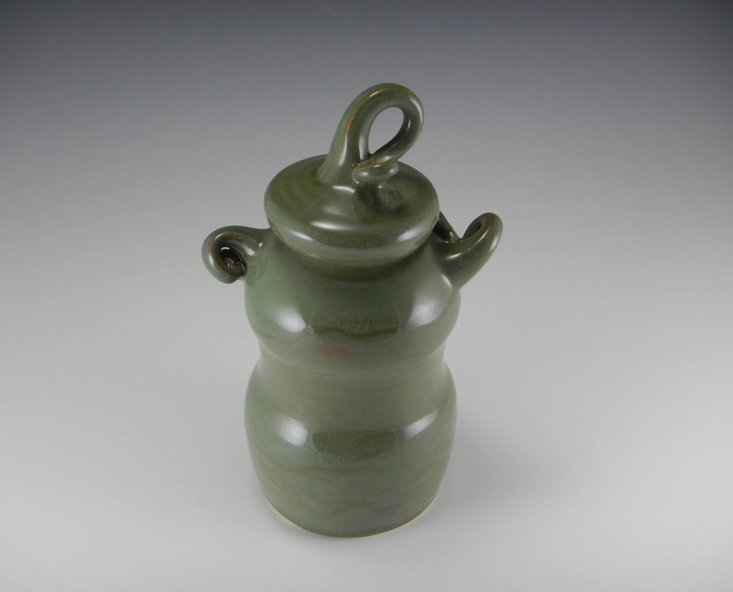(Covered Jar with Loopy Handles, 2013, Mimi Stadler Pottery)