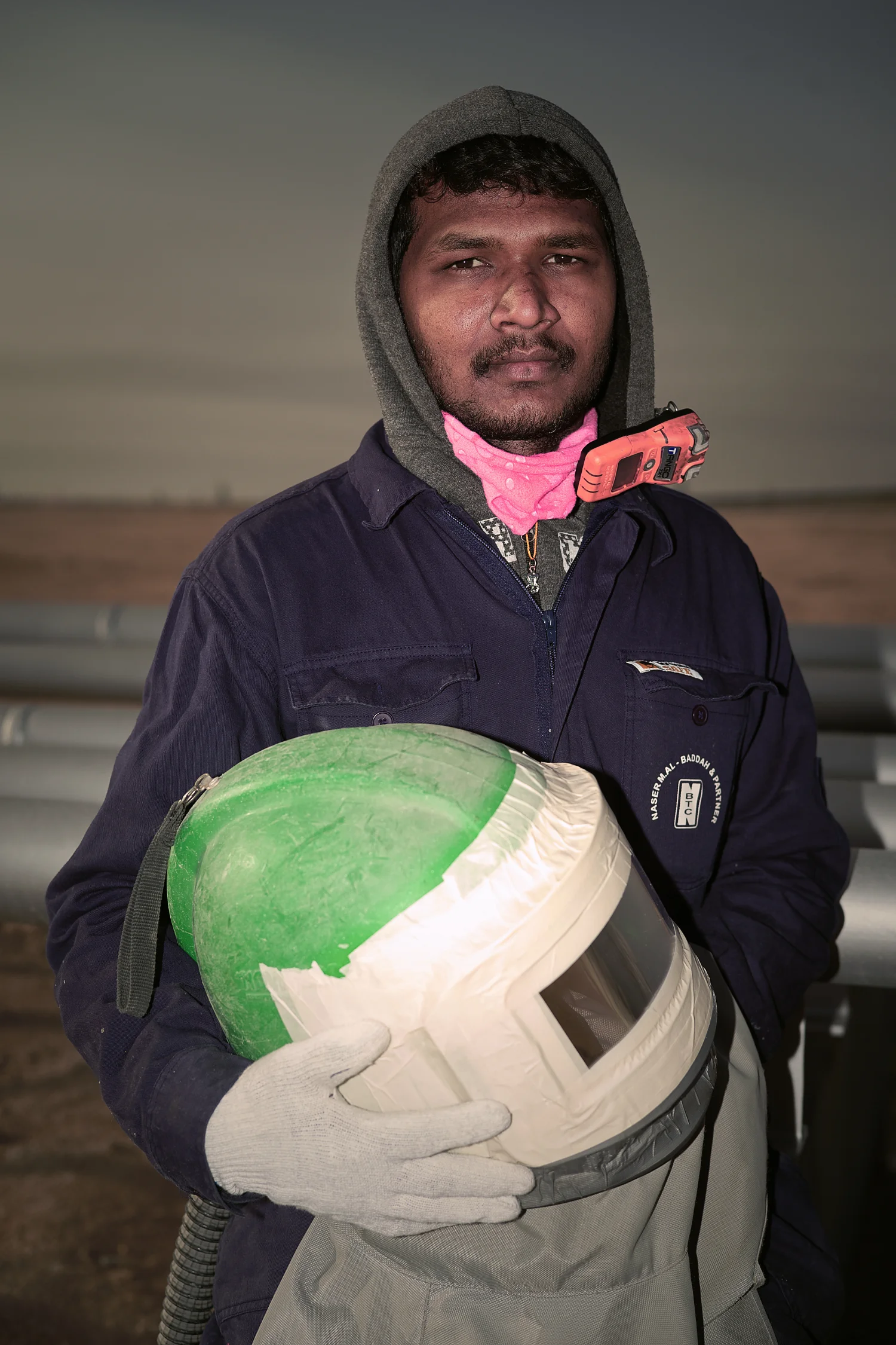 Dasharath Humnabade, 22 y/o, Painter/Grit BlasterDasharath is from Ghaborael, India. He left home at 18 to support his family income which currently comes from farming. His ambition is to do the best he can and one day be a Supervisor.The orange dev…