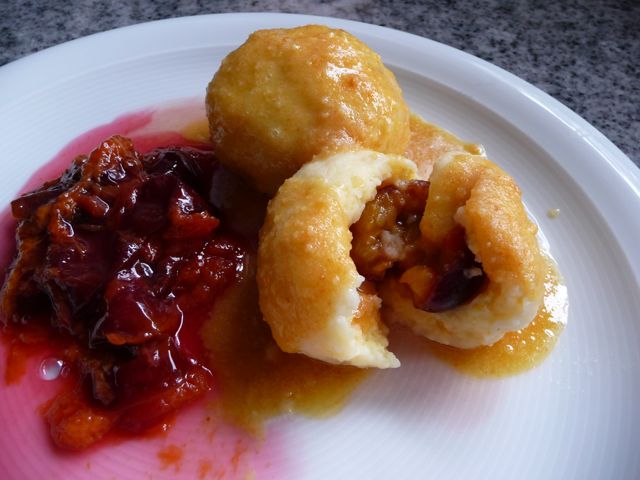 Zwetschgenknödel