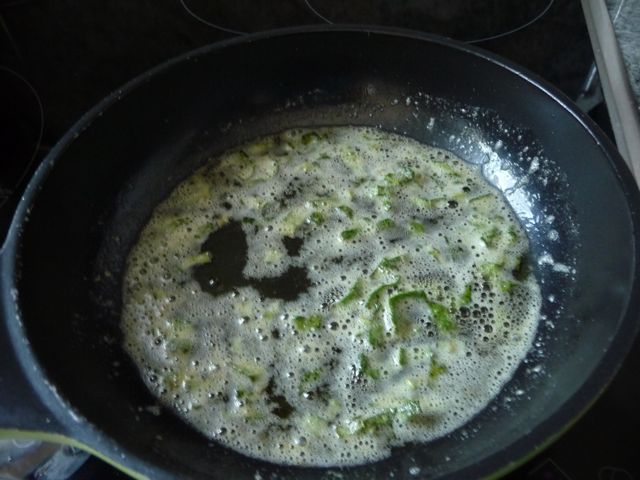 Spaghetti mit mediterranen Kräutertomaten