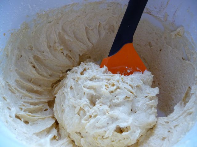 Rhabarberkuchen mit Mandelbaiser