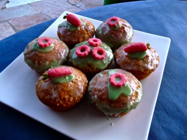 Österliche Karotten-Walnussmuffins