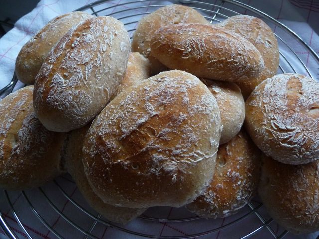 Brötchen mit kalt geführtem Hefeteig