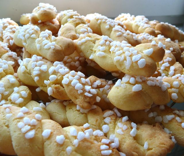 Flachswickel auch Nonnenfürzle genannt