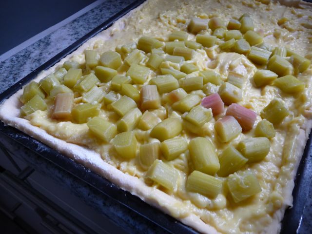 Rhabarberkuchen.jpg