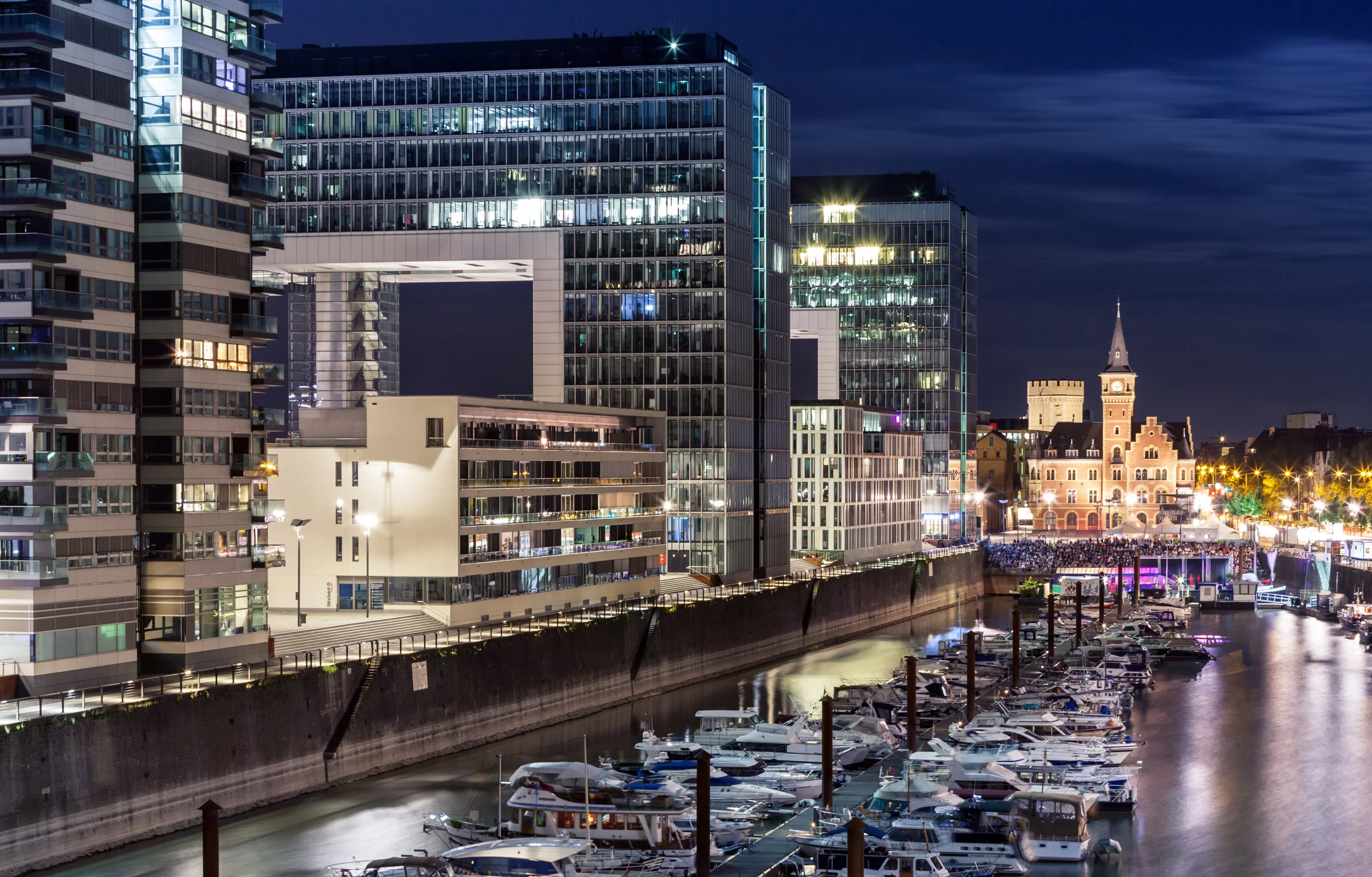 Kranhaus building-14.jpg