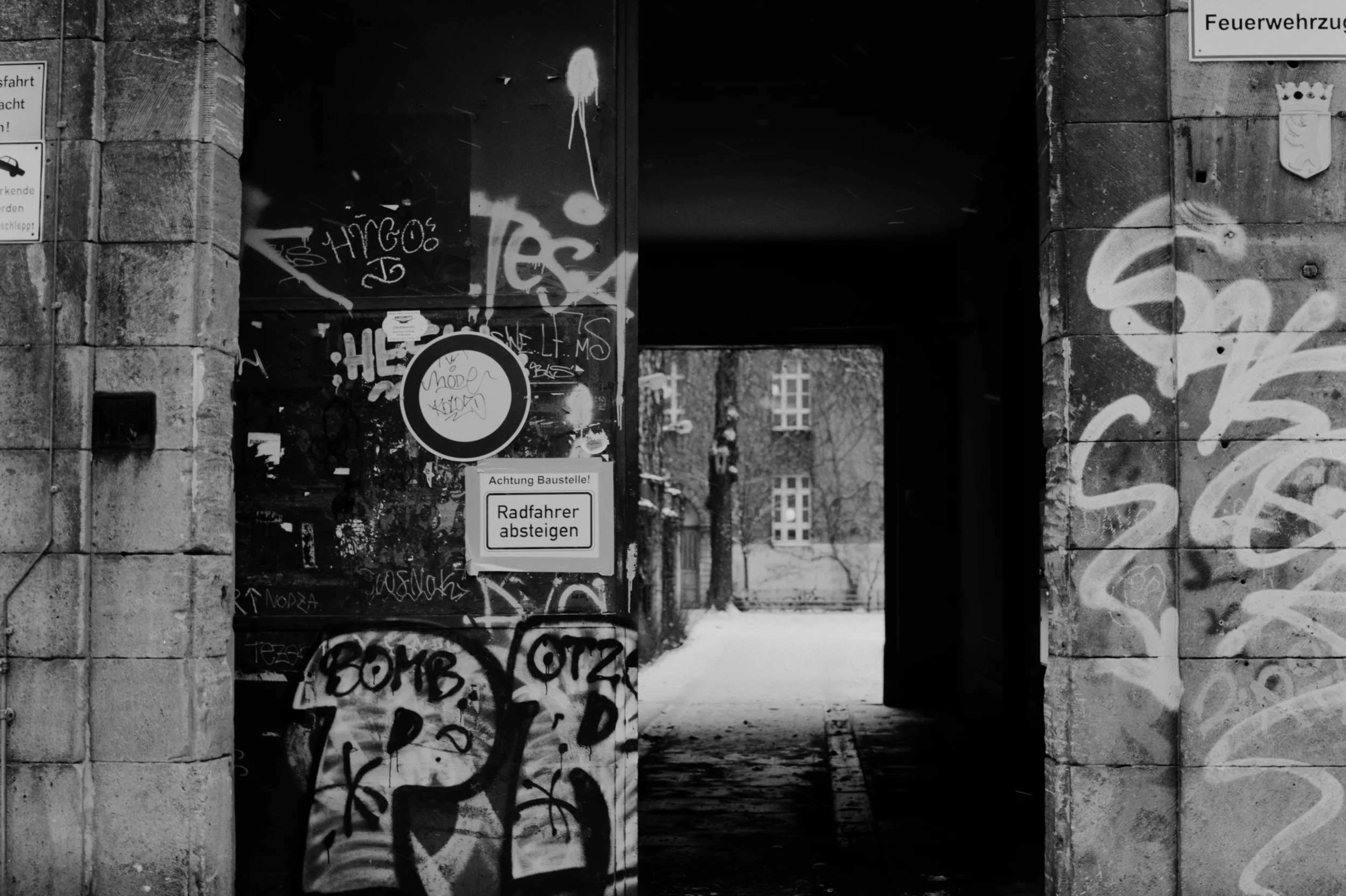 R07_05_Doorway Cropped.jpg