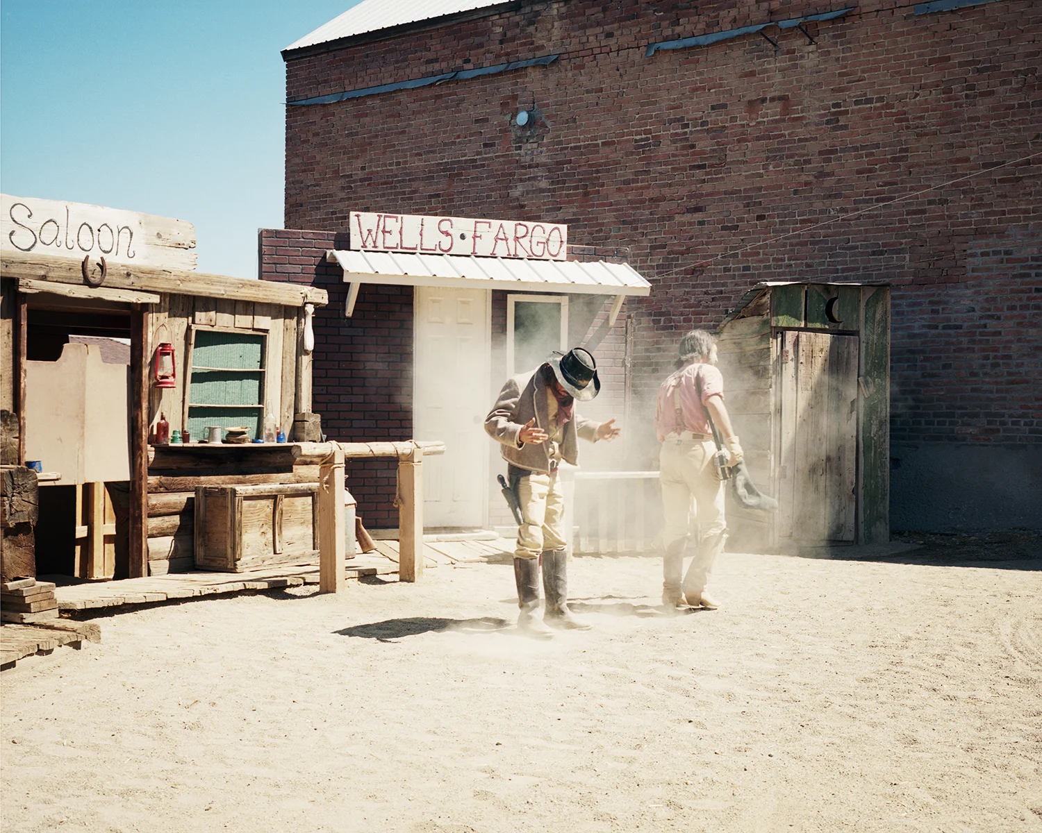 Outlaw Gunfighters Two [POSTCARD].jpg