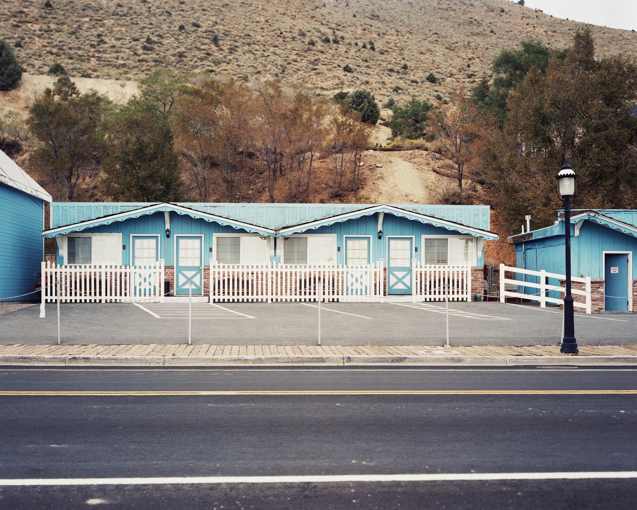 We_Do_Not_Blue_Motel.jpg