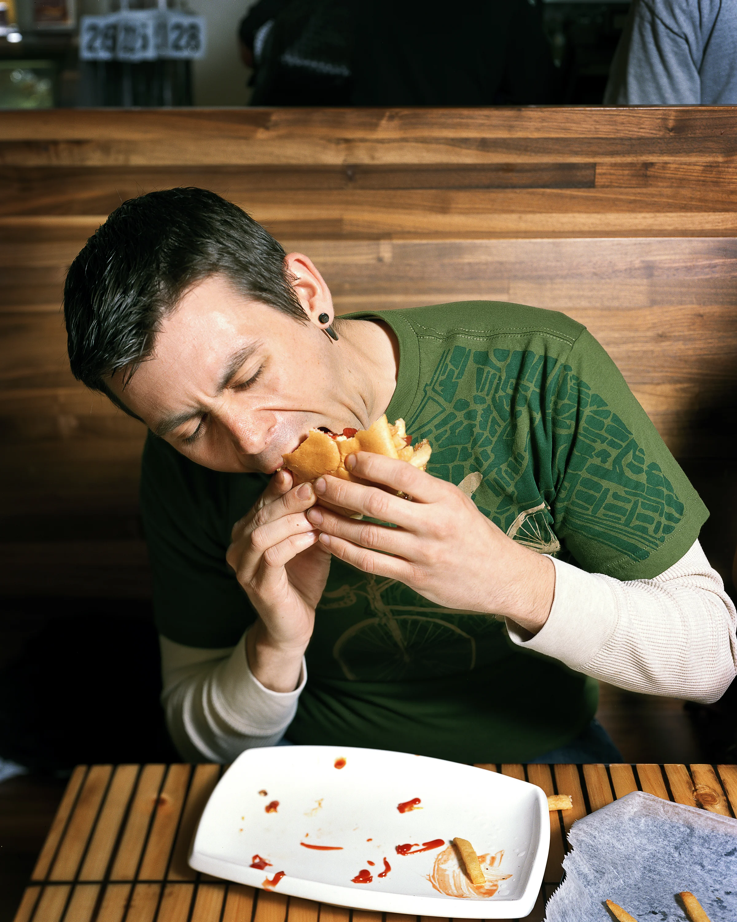 Living_Up_Burger_Nutting.jpg