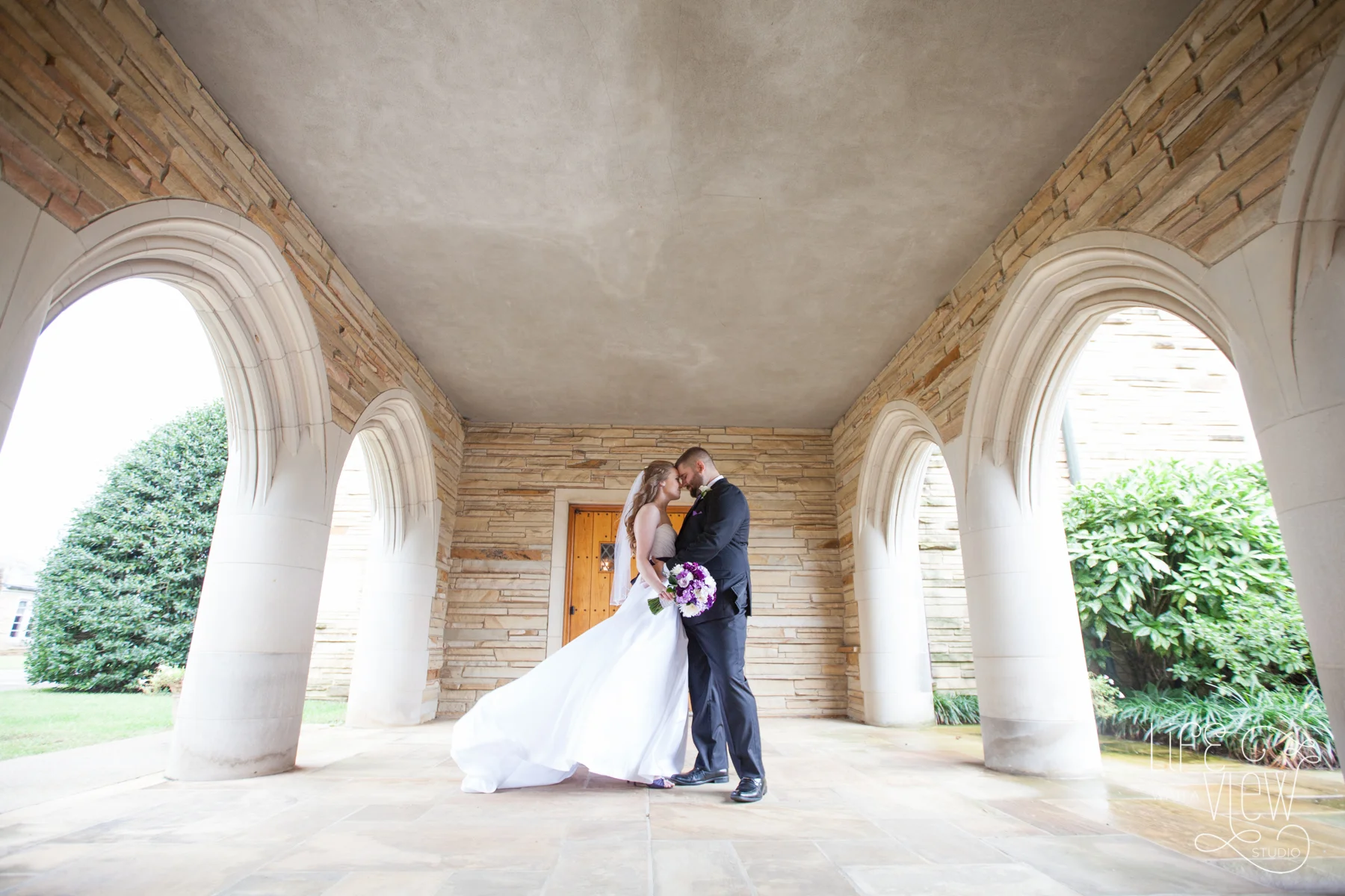 Classic Love - First Cumberland Presbyterian Church Wedding - Chattanooga